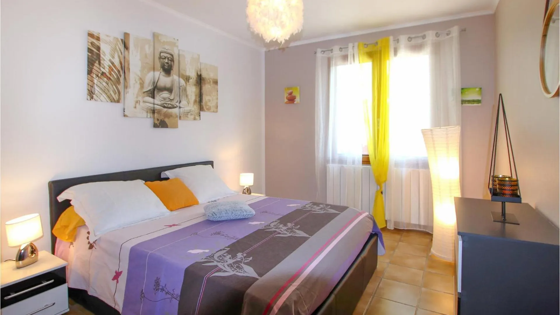 Awesome Home In Aubenas With Kitchen 0*,  法国