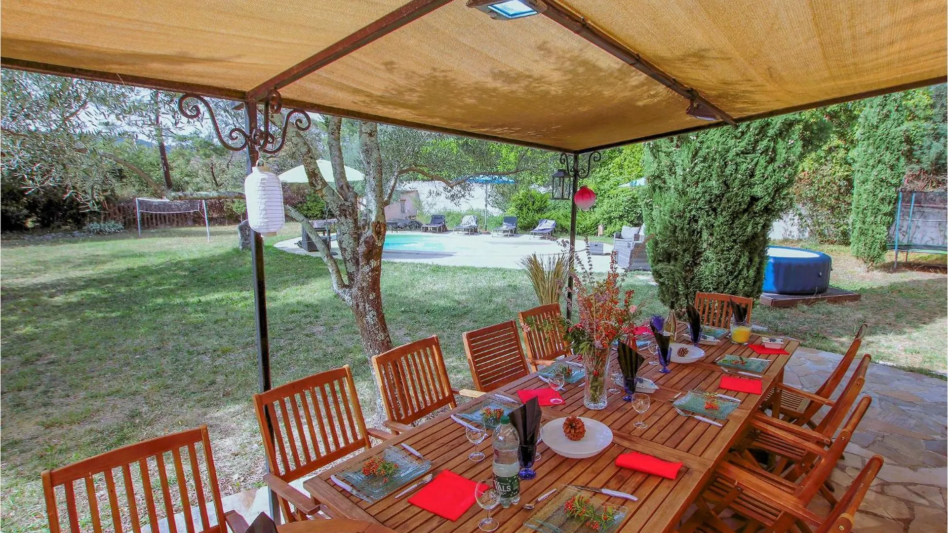 Awesome Home In Aubenas With Kitchen 法国